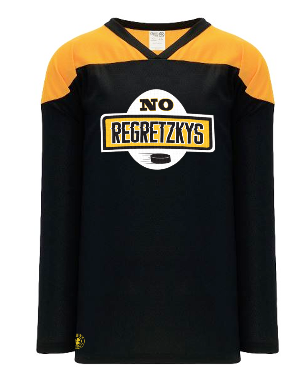(RARE) (NEW)Letterkenny Irish Hockey jersey for Sale in San Diego
